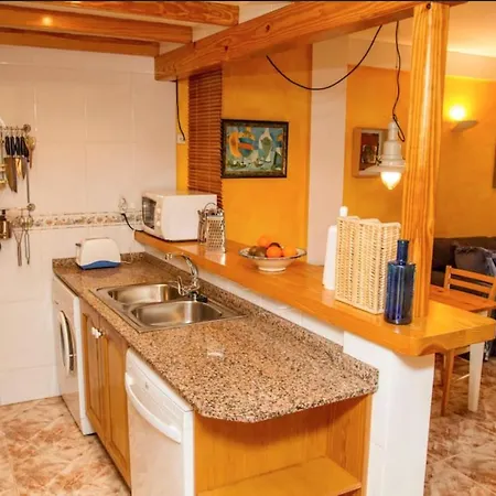 In 100 M From The Sea Beach Las Marinas. Wifi Апартаменты *